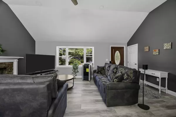 295 Sudbury Lane, Hyannis, MA 02601