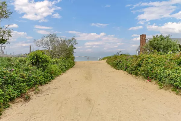 135 Indian Neck Road, Wellfleet, MA 02667