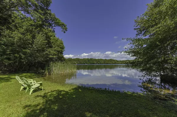 East Falmouth, MA 02536,20 Veronica Lane