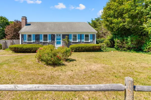 Chatham, MA 02633,61 Cod Lane