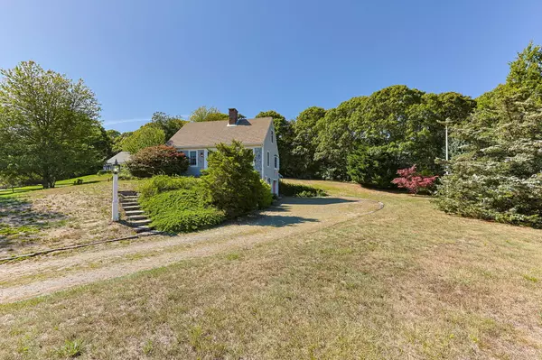 Orleans, MA 02653,19 Nauset Farms Way