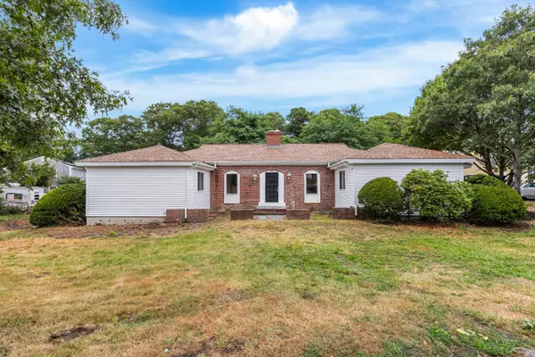 Hyannis, MA 02601,100 Arbor Way