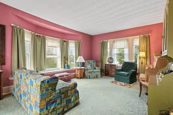 Brockton, MA 02301,92 Thurber Avenue