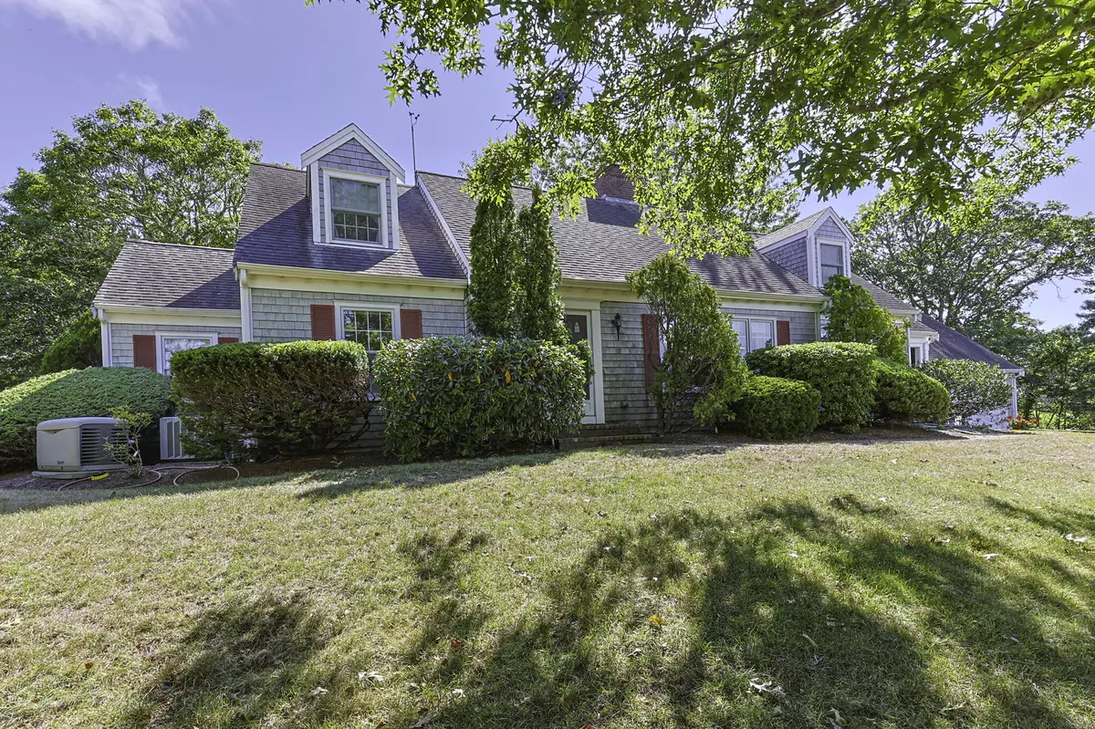 Chatham, MA 02633,207 Horizon Drive