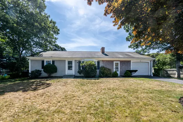 West Yarmouth, MA 02673,17 Merganser Lane