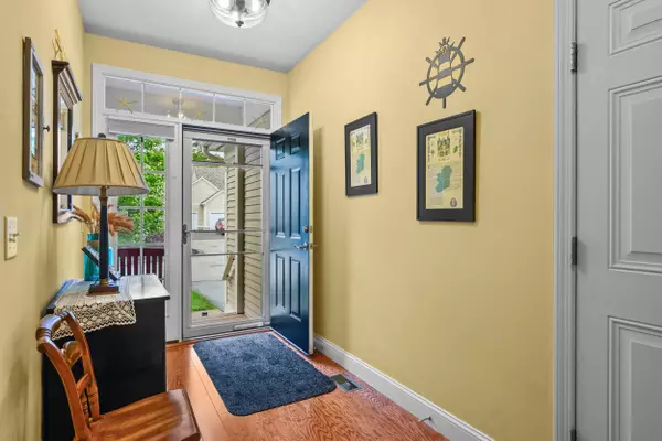 Mashpee, MA 02649,18 Stony Brook Drive
