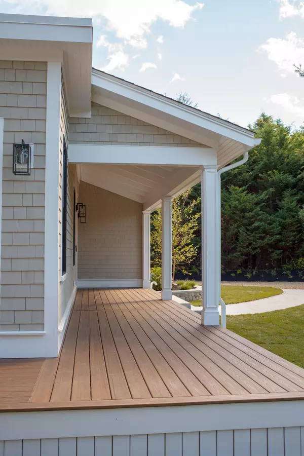 North Chatham, MA 02650,28 Cranberry Lane