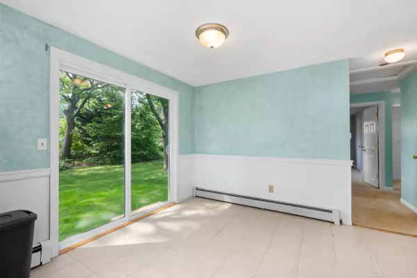 East Falmouth, MA 02536,32 Jamie Lane