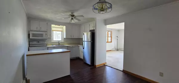 Dennis Port, MA 02639,10 South Street #2-1