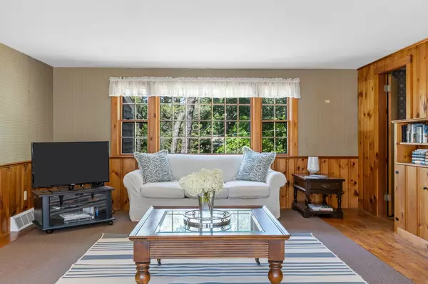 Chatham, MA 02633,141 Marsh View Road