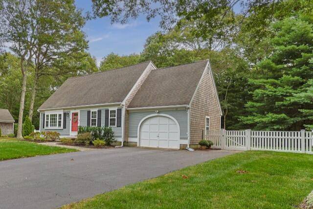 34 White Moss Drive, Marstons Mills, MA 02648