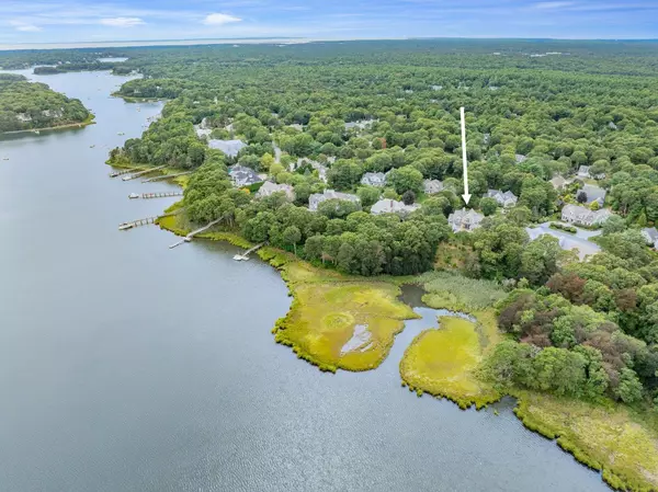 Mashpee, MA 02649,55 Shoestring Bay Road
