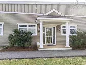 North Falmouth, MA 02556,37 Edgerton Drive #3U