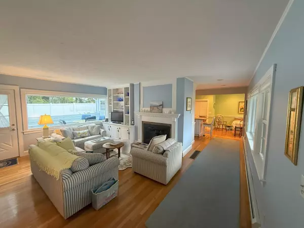 Hyannis, MA 02601,40 Studley Road