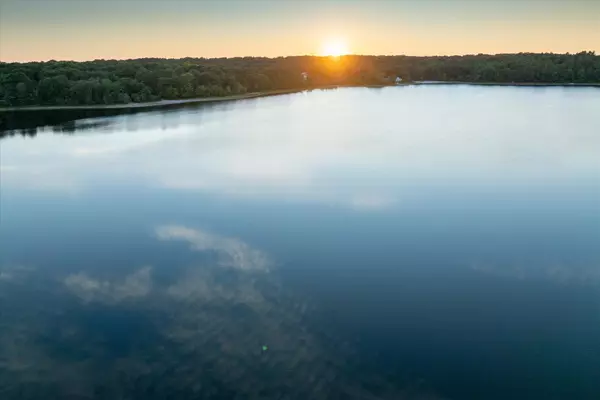 Forestdale, MA 02644,21 Green Acres Lane