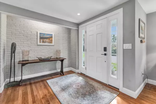 Yarmouth Port, MA 02675,18 Crab Creek Lane