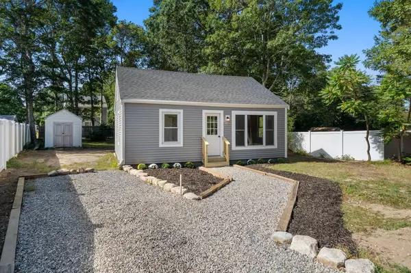 East Falmouth, MA 02536,13 Suncrest Drive