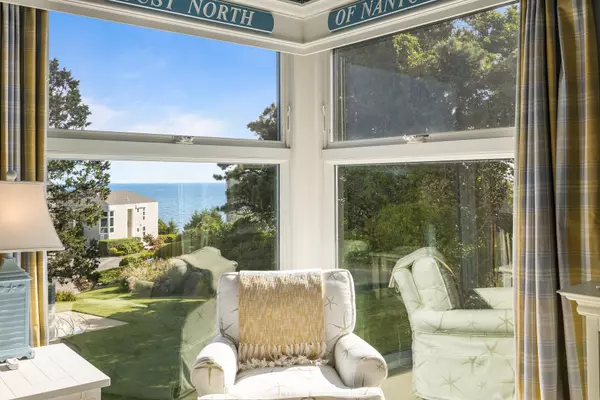 Mashpee, MA 02649,90 Shore Drive #16D