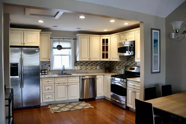 Harwich, MA 02671,161 MA-28 #7