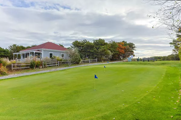 Truro, MA 02666,11 Highland Light Road