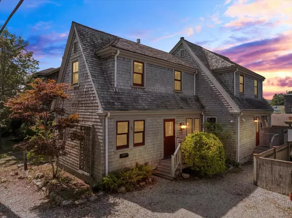 Woods Hole, MA 02543,5 Park Road