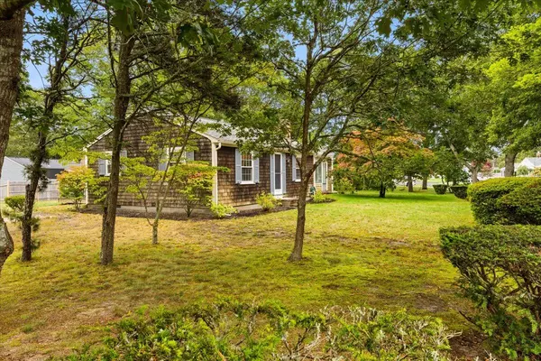 West Yarmouth, MA 02673,2 Sachem Path