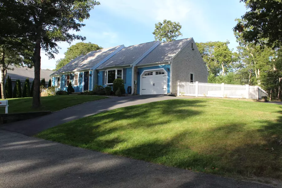 7 Tonis Way, Harwich, MA 02645