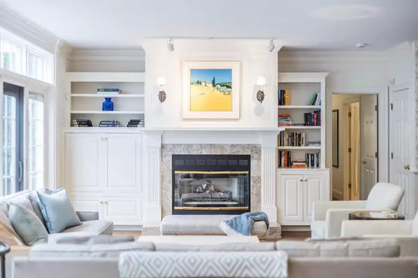 Osterville, MA 02655,355 Bridge Street