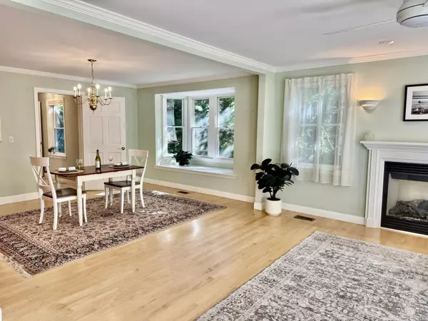 North Falmouth, MA 02556,2 Tricia Road