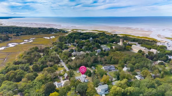 Orleans, MA 02653,6 Defiance Lane