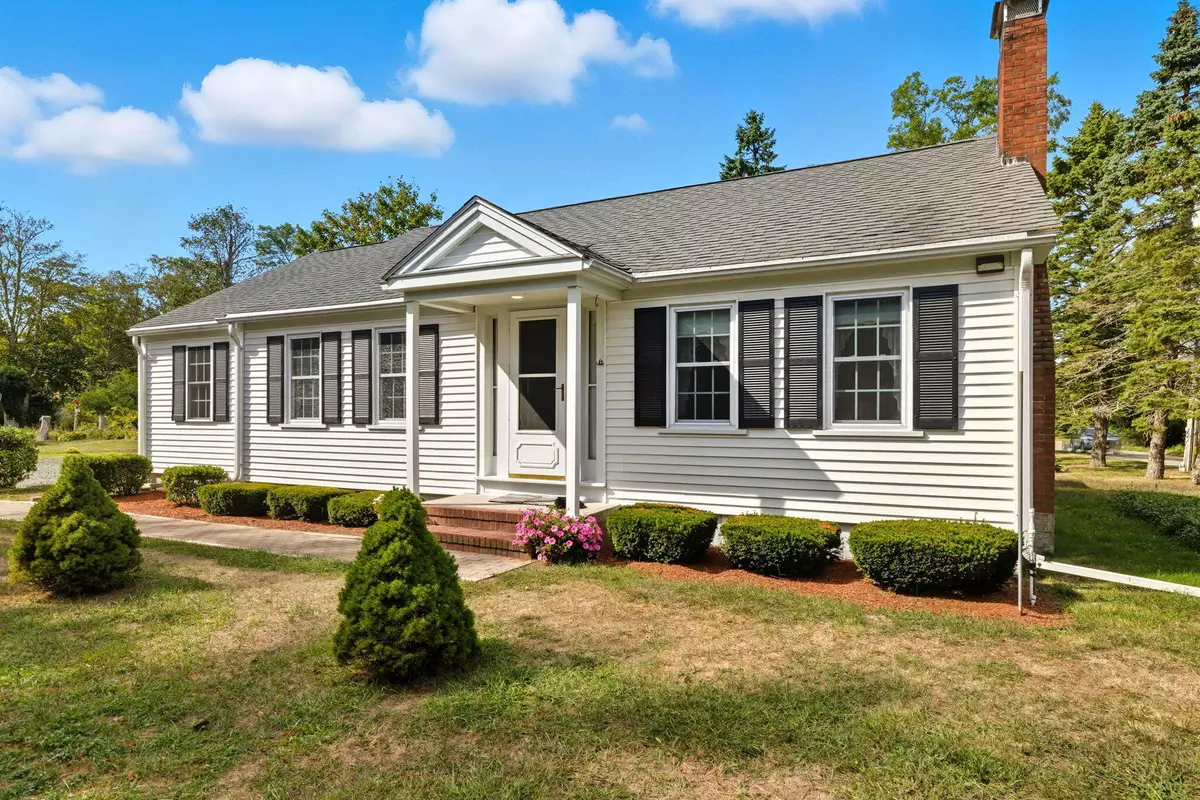 Orleans, MA 02653,6 Defiance Lane