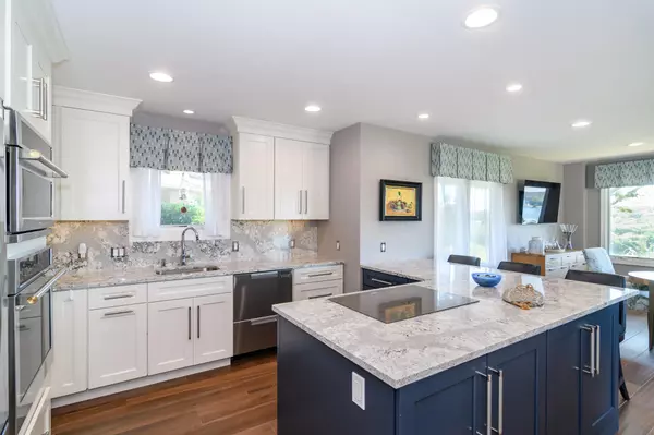 Buzzards Bay, MA 02532,4 Dogwood Road #H