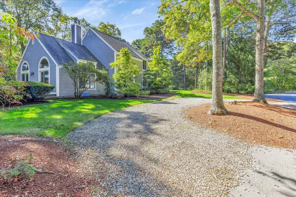 Mashpee, MA 02649,4 Florence Avenue