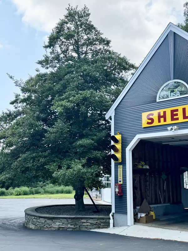 Centerville, MA 02632,1131 Old Stage Road