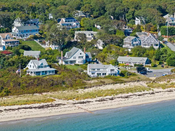 Sagamore Beach, MA 02562,5 Pocasset Road