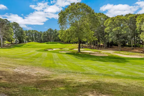 Yarmouth Port, MA 02675,158 Kates Path Village