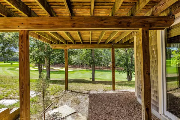 Yarmouth Port, MA 02675,158 Kates Path Village