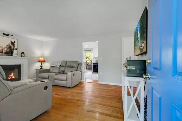 South Dennis, MA 02660,1 Norseman Drive