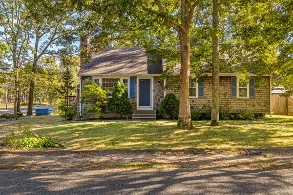 South Dennis, MA 02660,1 Norseman Drive