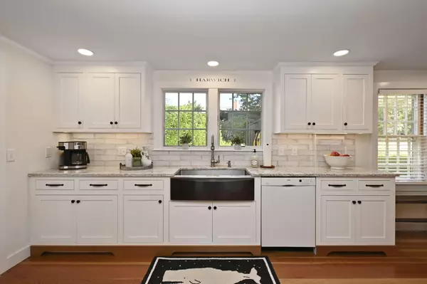 West Harwich, MA 02671,3 Fairbanks Drive