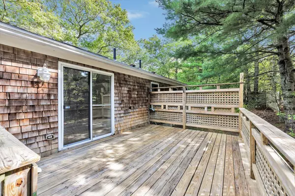 Mashpee, MA 02649,59 Oregon Road