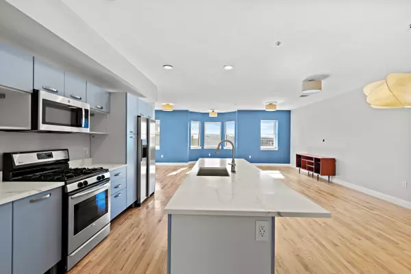 Boston, MA 02118,877 Harrison Avenue #APT 7