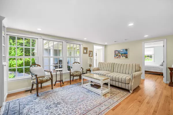 Eastham, MA 02642,45 Southeast Street