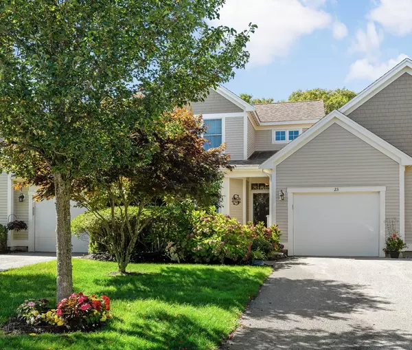 23 Sea Spray Avenue, Mashpee, MA 02649