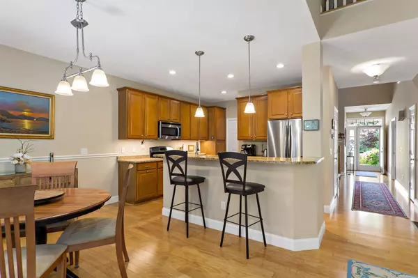 Mashpee, MA 02649,23 Sea Spray Avenue