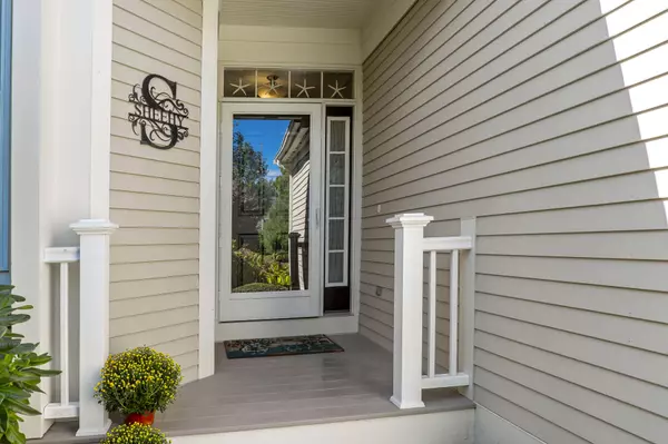 Mashpee, MA 02649,23 Sea Spray Avenue