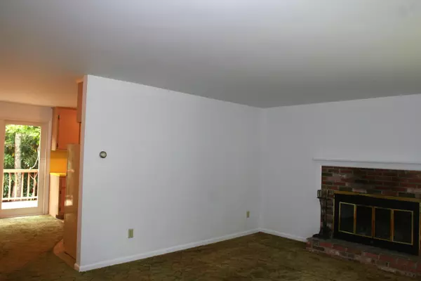 Marstons Mills, MA 02648,19 Oriole Lane