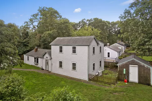 West Yarmouth, MA 02673,33 Lake Road