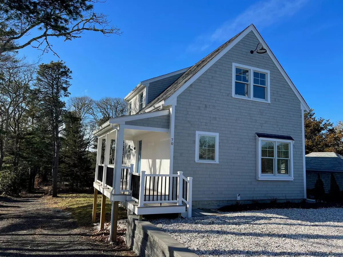 Chatham, MA 02633,70 Barn Hill Road