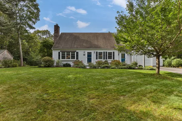 Cotuit, MA 02635,97 Roosevelt Road